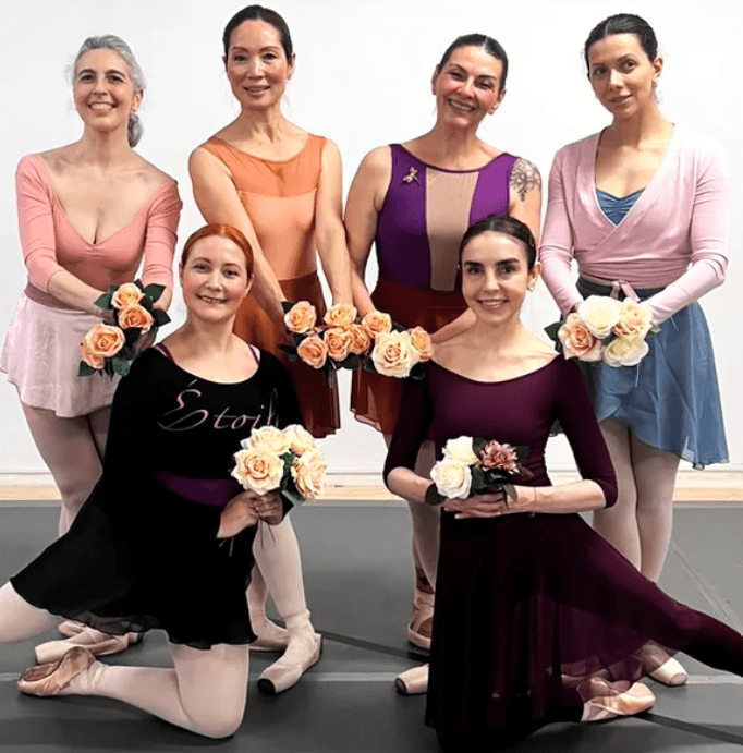 Arte de divulgação de Adulto KR ballet
